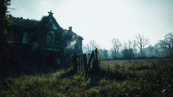 Les risques juridiques de s'installer dans une maison abandonnée